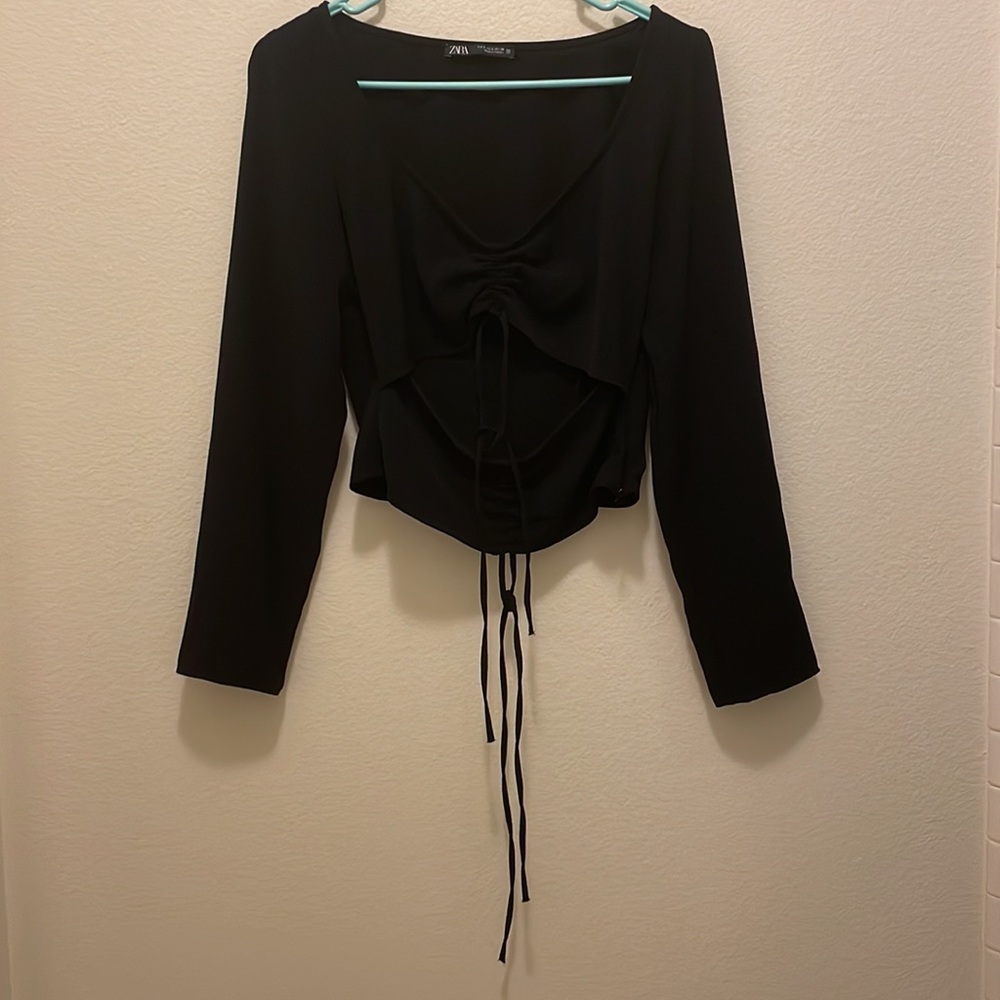 ZARA RUCHED CUT OUT TOP - Picture 2 of 9